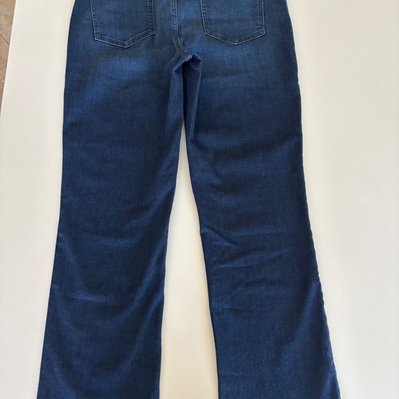 NYDJ Size 8 Blue Jean Straight Soft Jean Marilyn Straight Lift Tuck Tech NWT - Picture 3 of 16